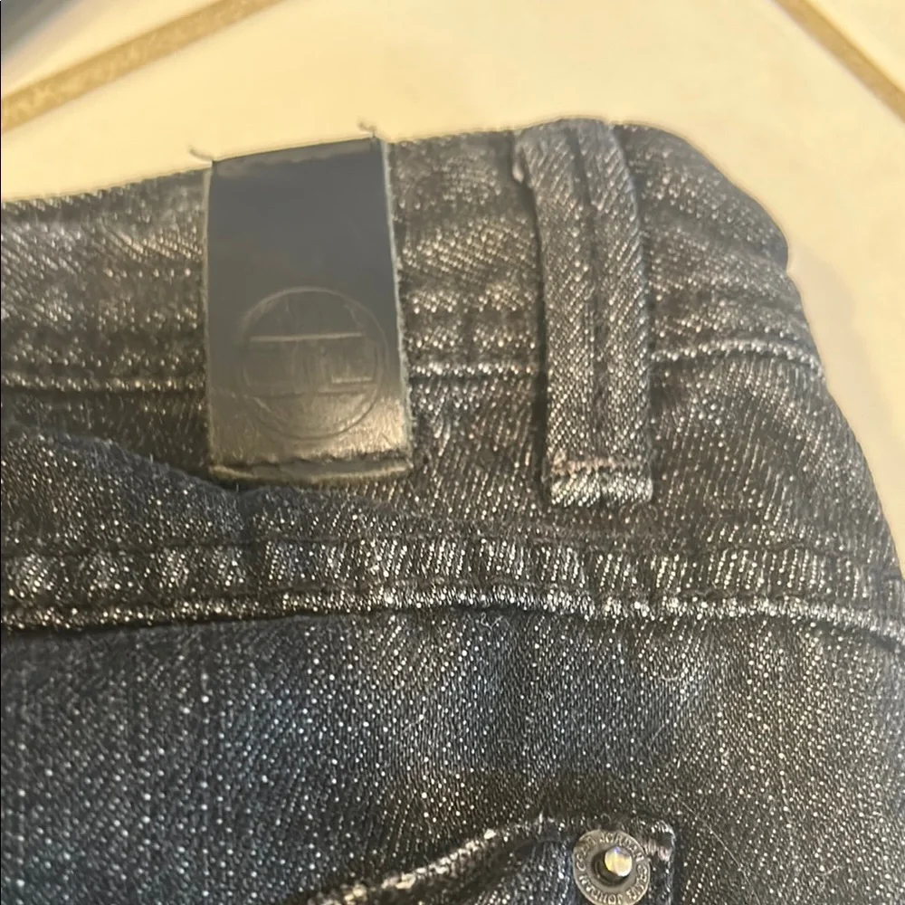 Jordan Craig Slim Fit / Bowery Relaxed Jeans with Modern Distressed Style - Picture 11 of 15